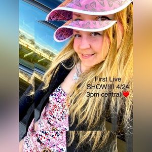 Top Selling items!! Name brands: Levi’s, Free People, BDG UO, and so much more